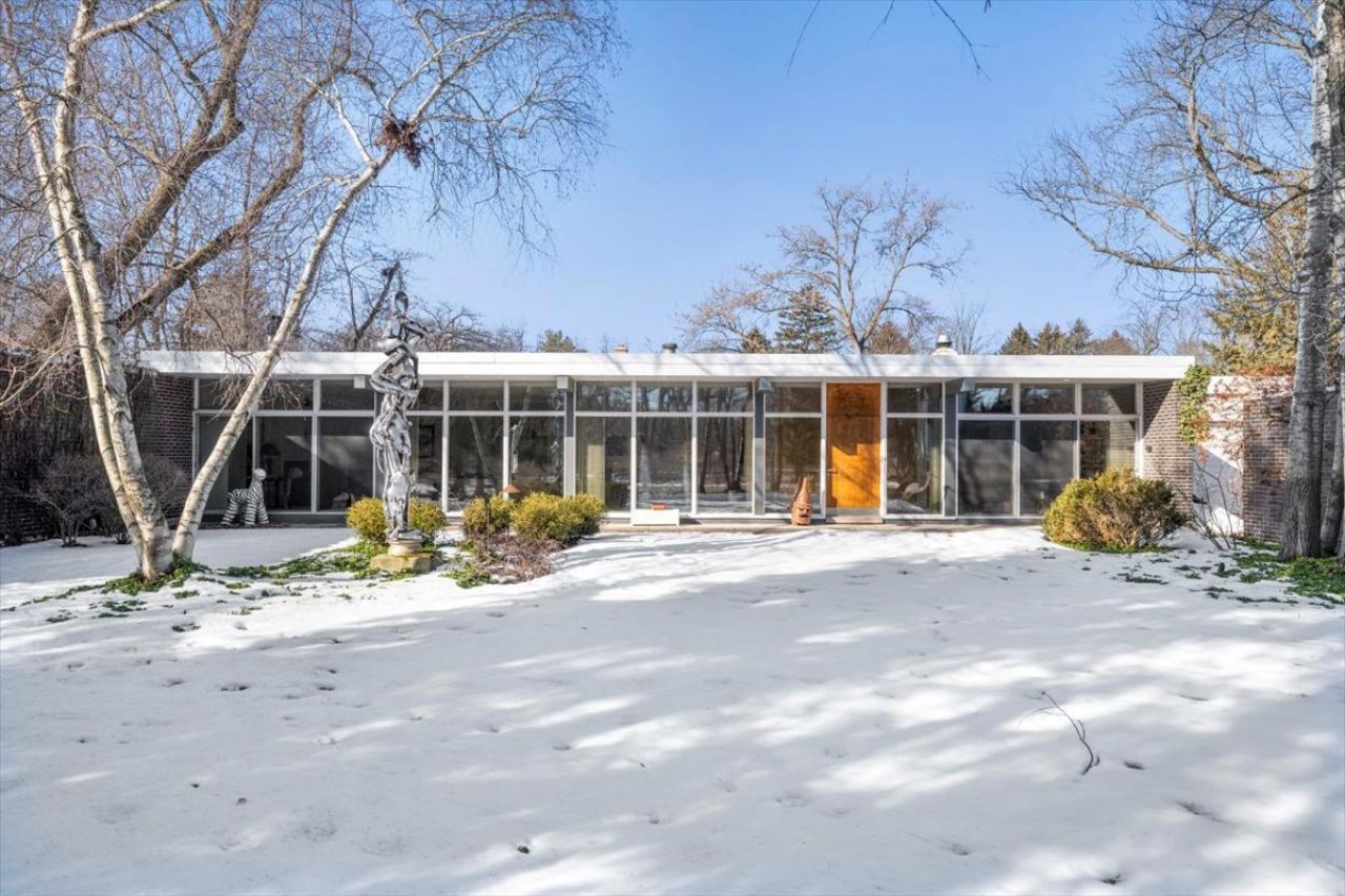 270 Euclid Avenue, Winnetka, IL 60093 Main Photo