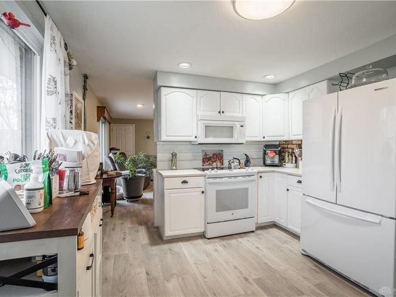 440 Katy Lane, Englewood, OH 45322 Photo 10