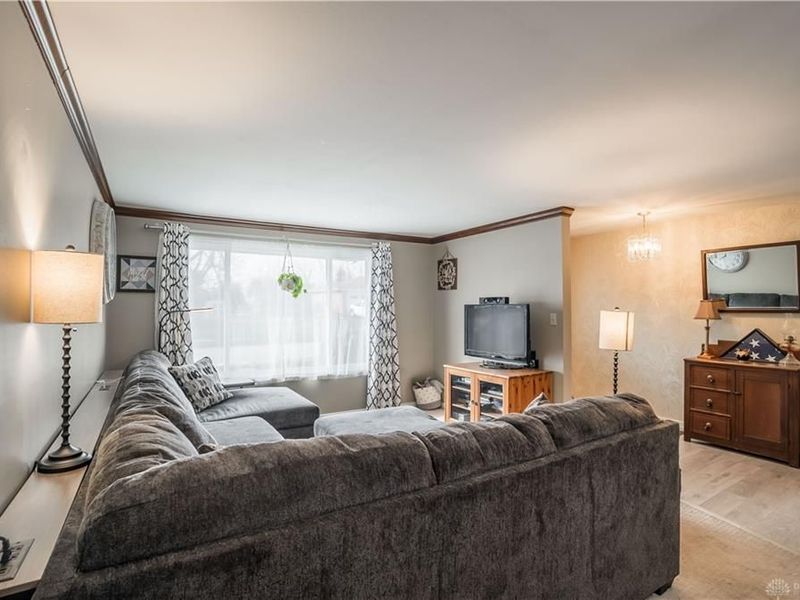 440 Katy Lane, Englewood, OH 45322 Photo 6