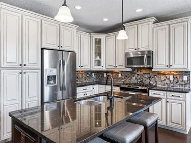 8411 Larch Lane N, Maple Grove, MN 55369