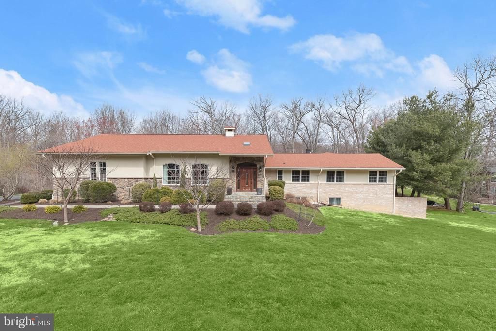 2312 Velvet Ridge Drive, Owings Mills, MD 21117 Main Photo