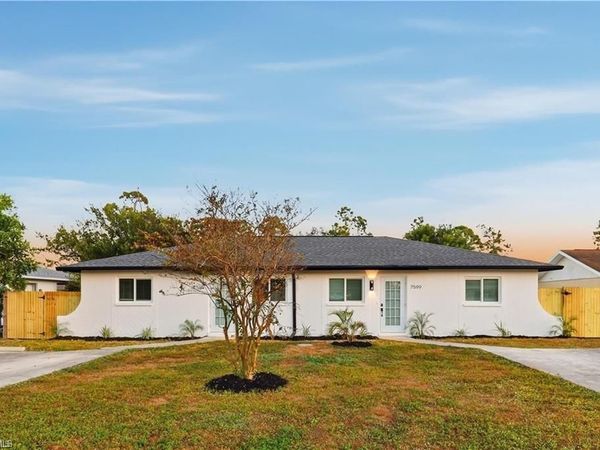 7599-7595 Winged Foot DR, FORT MYERS, FL 33967