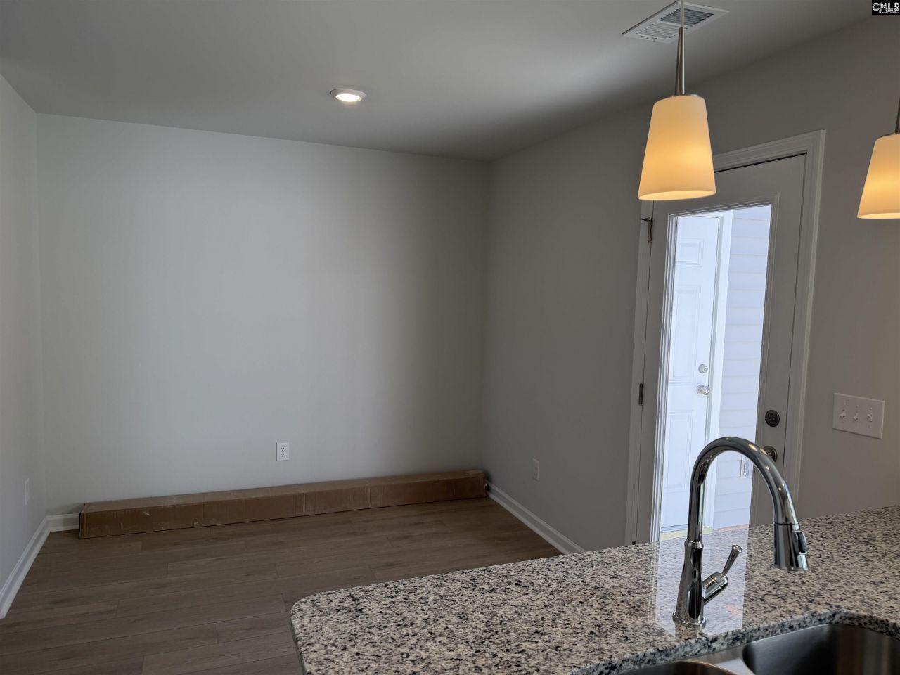 159 Carr Lane Photo 4