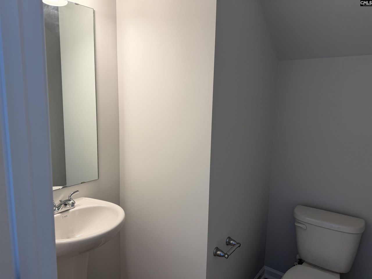 163 Carr Lane  Photo 4