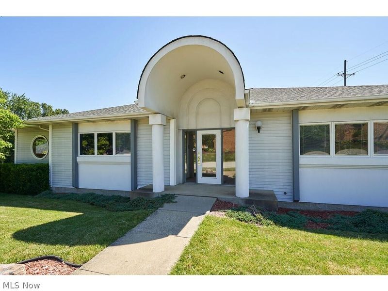 727 Graham Road, Stow, OH 44224 Photo 3