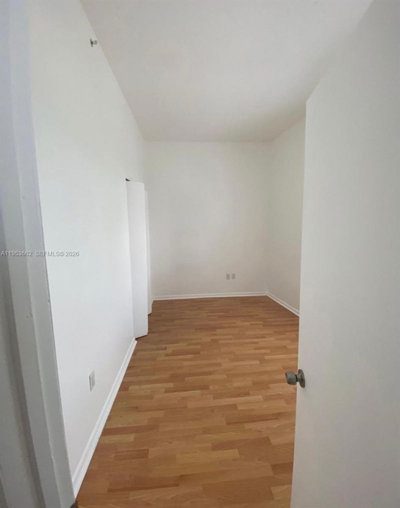 10 SW South River Dr, Unit 802, Miami, FL 33130 Photo