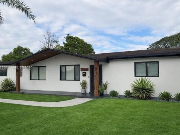 13741 SW 72nd Ter, Miami, FL 33183