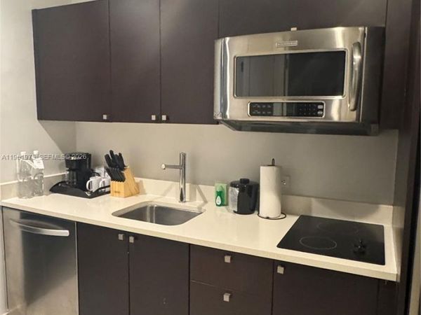 5300 NW 87th Ave, Unit 203, Doral, FL 33178