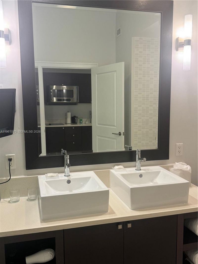 5300 NW 87th Ave, Unit 203, Doral, FL 33178 Photo