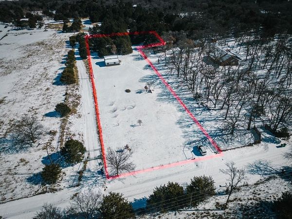 495 Blackjack Road , Valley View, TX 76272