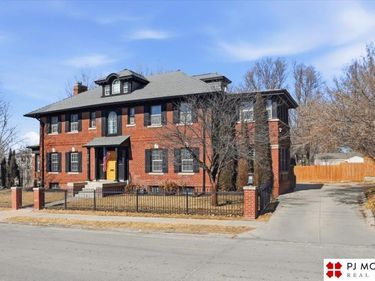 4016 Davenport Street, Omaha, NE 68131