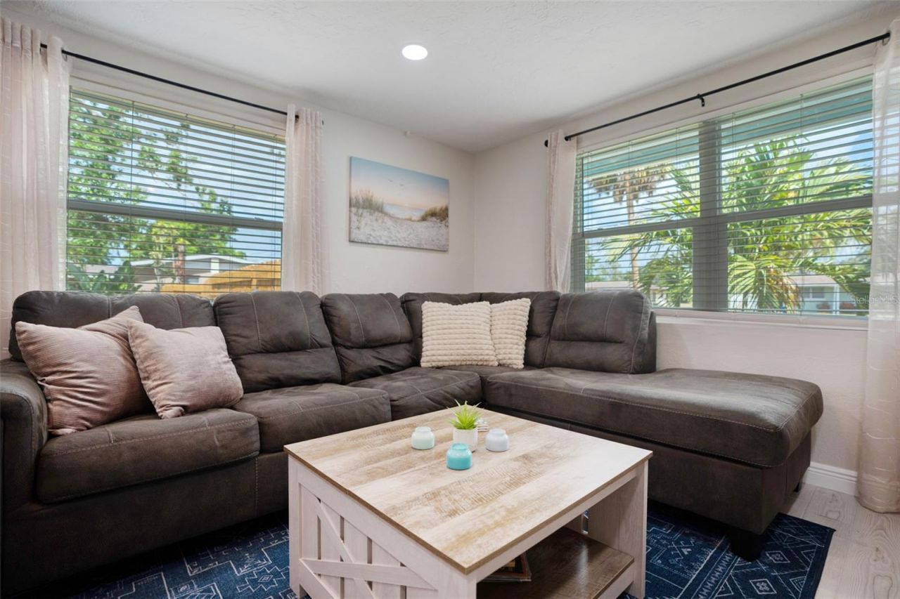 1004 67th Avenue W, Bradenton, FL 34207 Photo