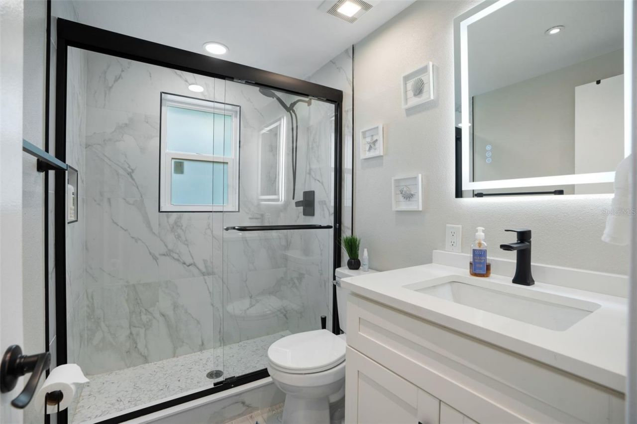 1004 67th Avenue W, Bradenton, FL 34207 Photo