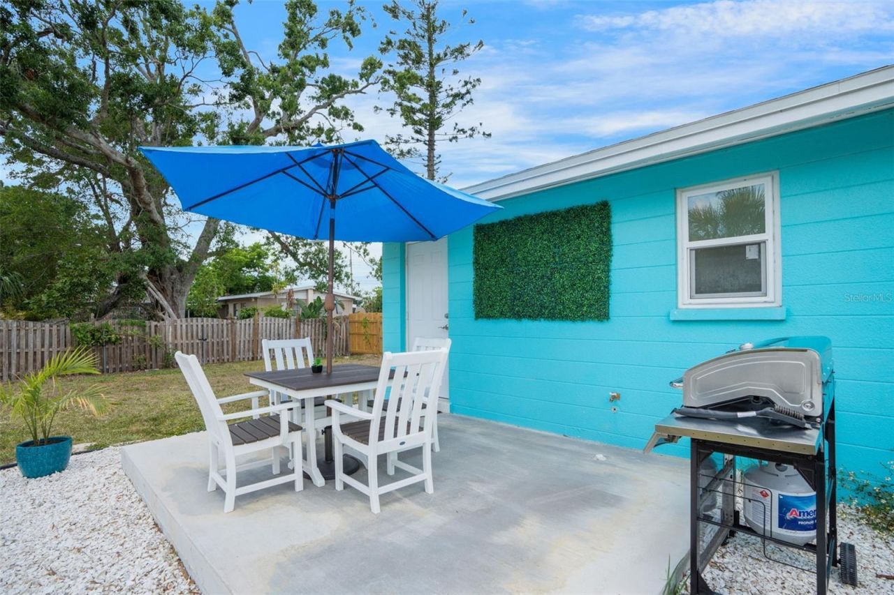 1004 67th Avenue W, Bradenton, FL 34207 Photo