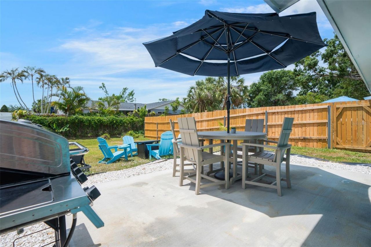 1004 67th Avenue W, Bradenton, FL 34207 Photo