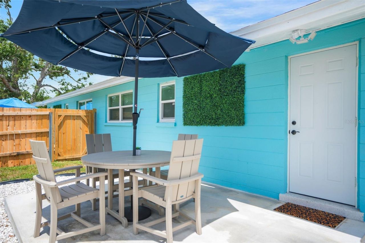 1004 67th Avenue W, Bradenton, FL 34207 Photo