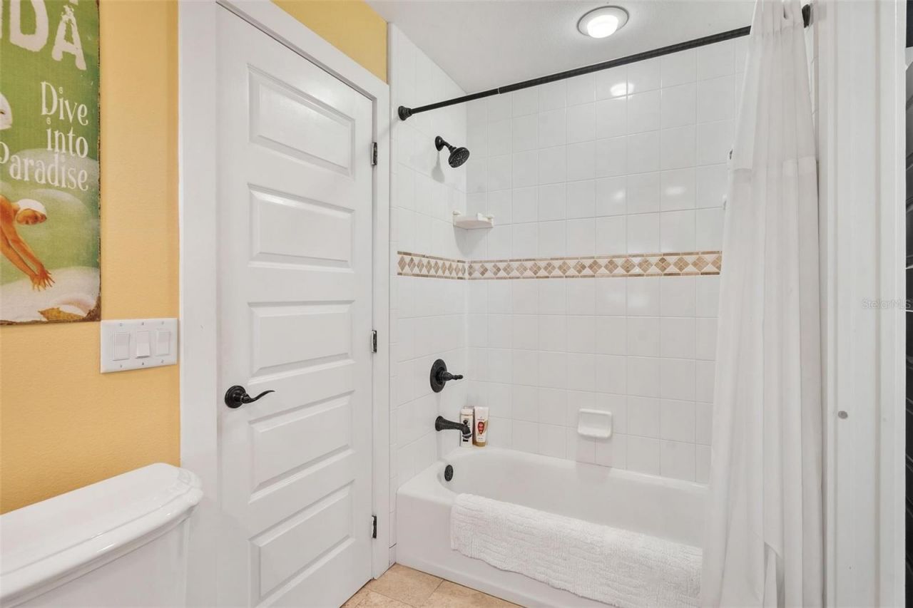 9175 Silver Lake Drive, Leesburg, FL 34788 Photo