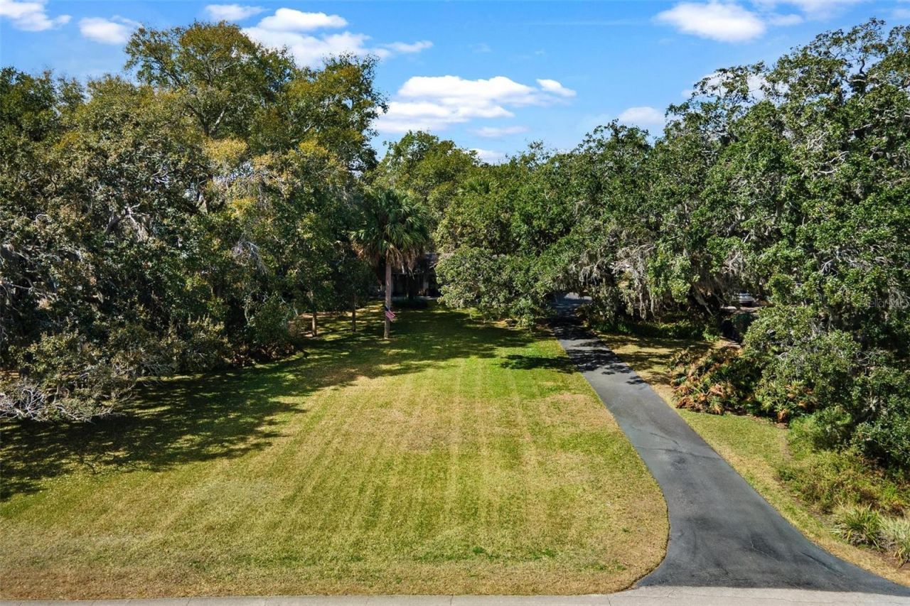 9175 Silver Lake Drive, Leesburg, FL 34788 Photo