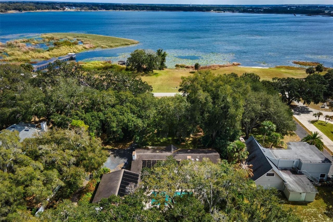 9175 Silver Lake Drive, Leesburg, FL 34788 Photo