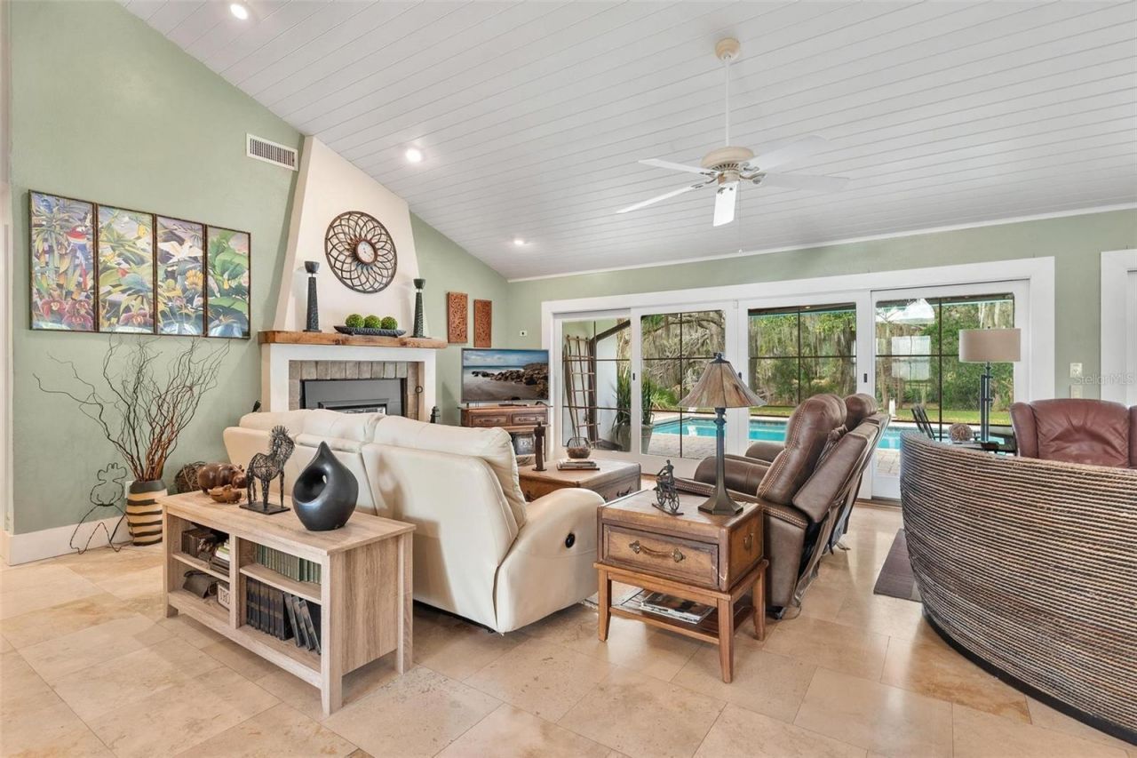 9175 Silver Lake Drive, Leesburg, FL 34788 Photo