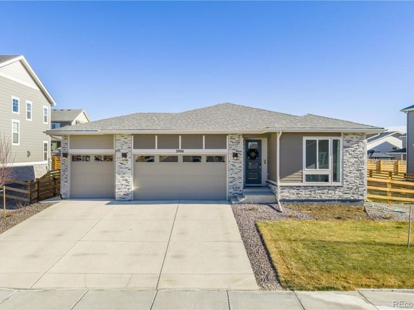 3906 N Irvington Street , Aurora, CO 80019