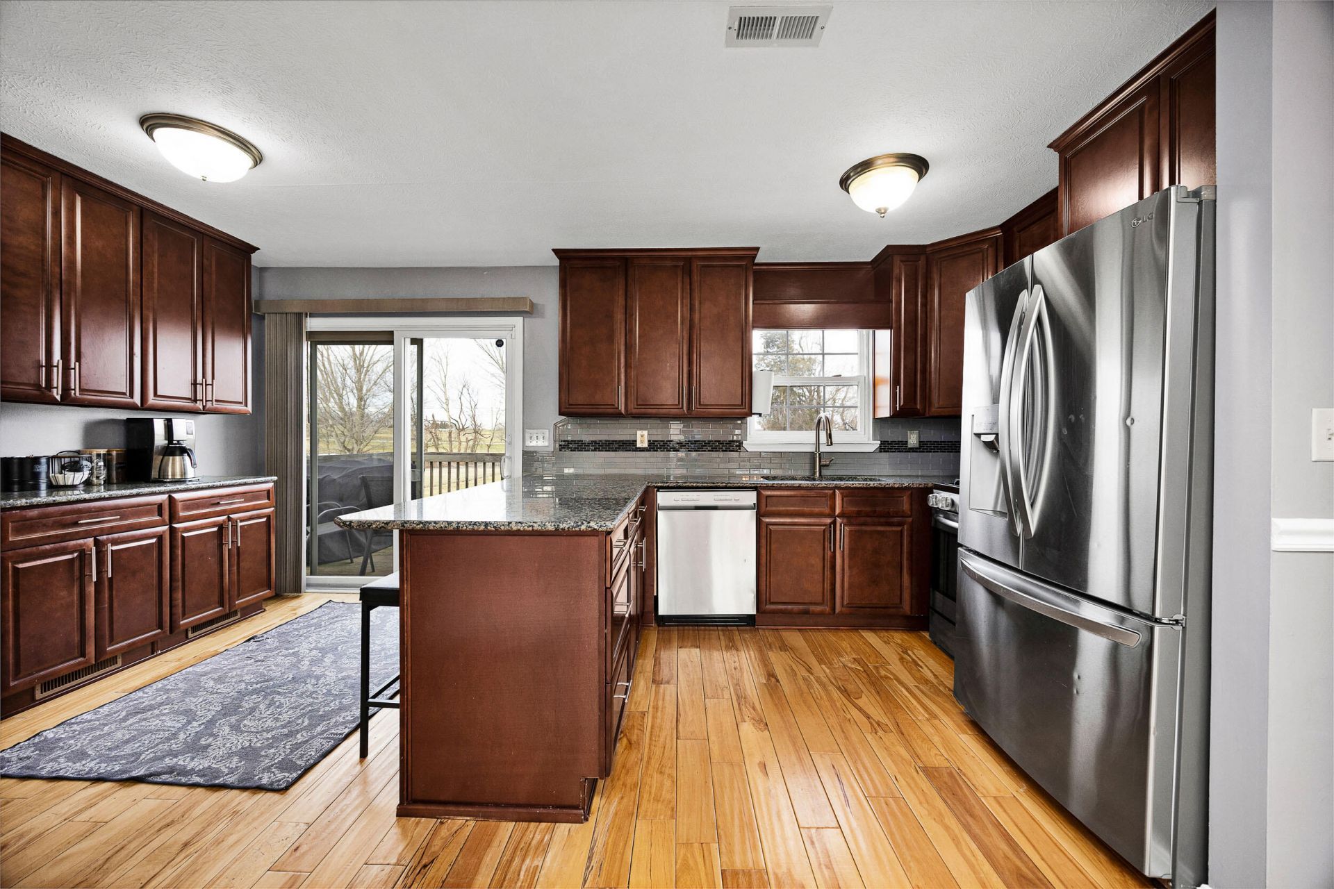 1117 Lobo Drive, Elizabethtown, KY 42701 Main Photo