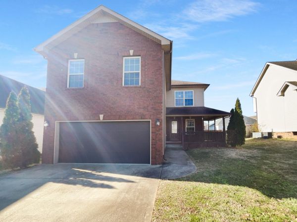 1450 Raven Rd, Clarksville, TN 37042