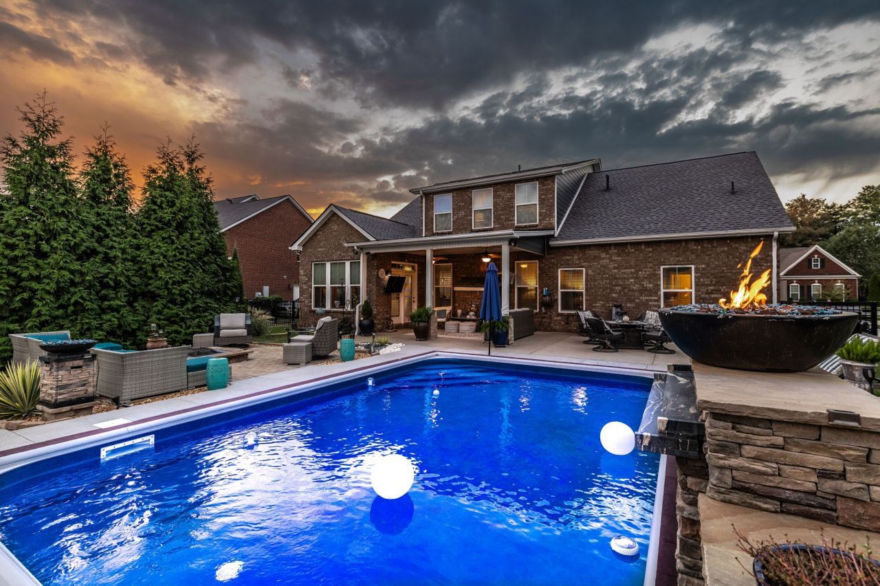 592 Goodman Dr, Gallatin, TN 37066 Main Photo