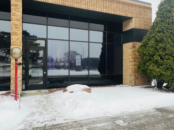 1860 Wooddale Drive, Unit Suite 500, Woodbury, MN 55125