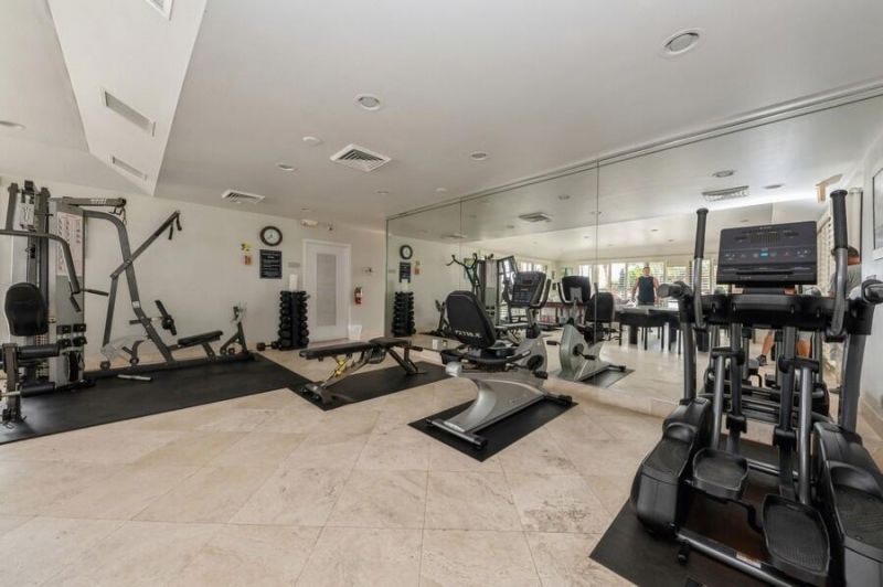 1830 Embassy Drive, Unit 503, West Palm Beach, FL 33401 Photo