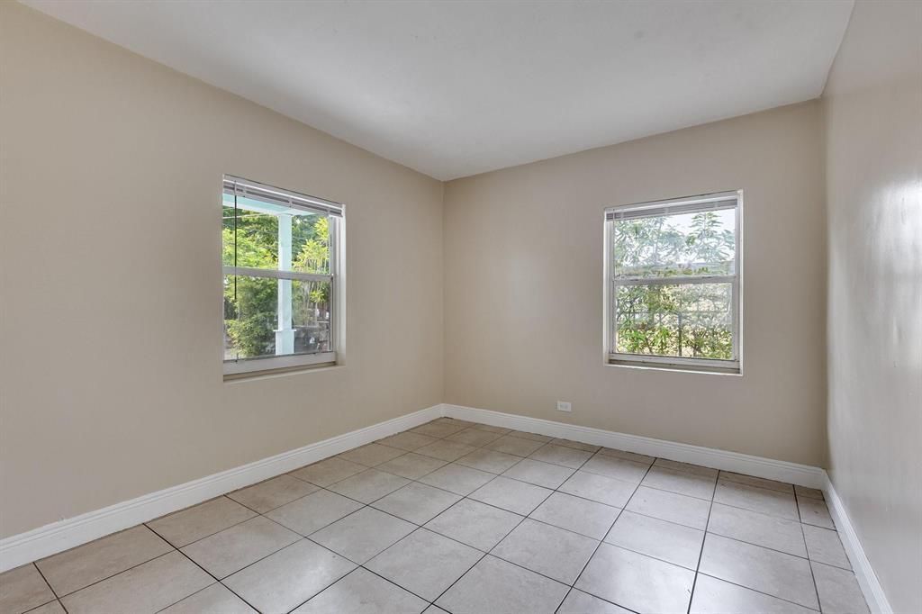 729 NW 17th Avenue, Fort Lauderdale, FL 33311 Photo