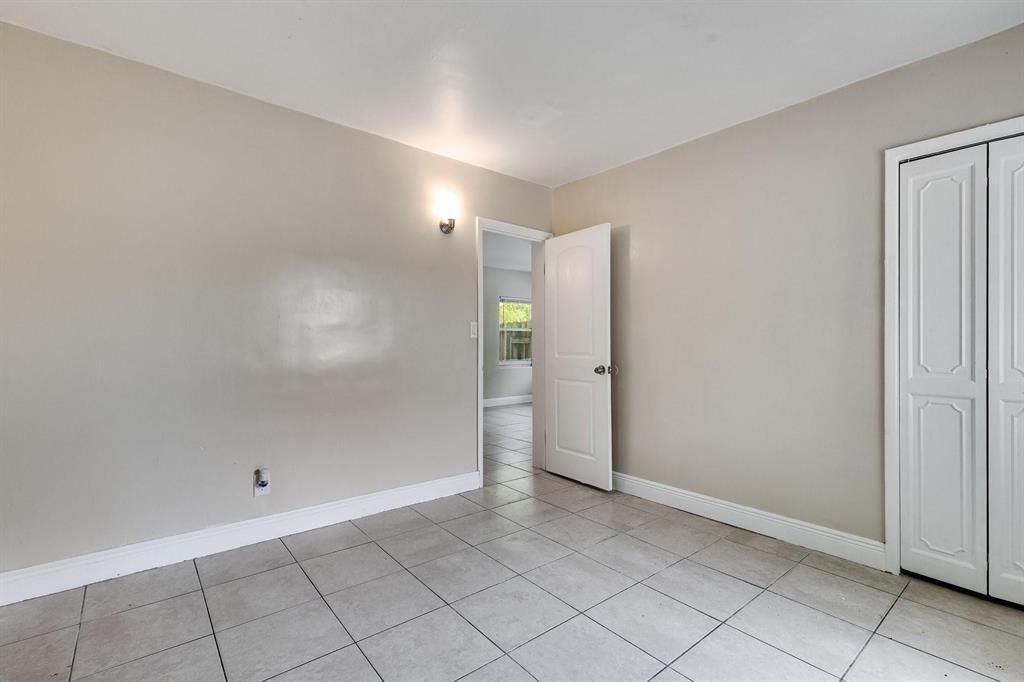 729 NW 17th Avenue, Fort Lauderdale, FL 33311 Photo