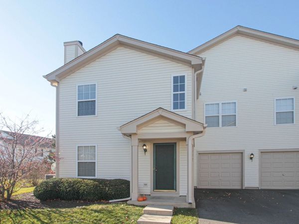 2465 Frost Drive, Aurora, IL 60503