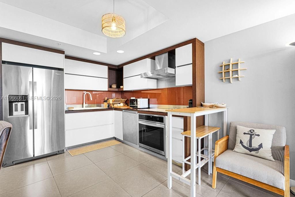 2155 Washington Ct, Unit 403, Miami Beach, FL 33139 Photo