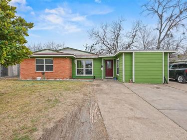 2504 Oates Drive, Dallas, TX 75228