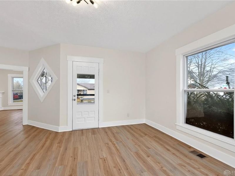 48 W Xenia Street, Jamestown, OH 45335 Photo 12