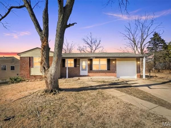 10557 Castle Drive, Unincorporated, MO 63136