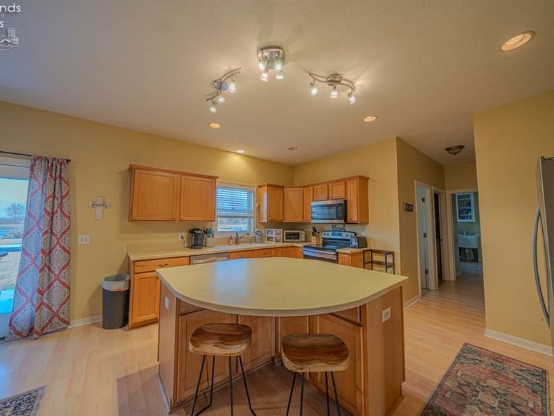 11101 W Genzman Road, Oak Harbor, OH 43449 Photo 12