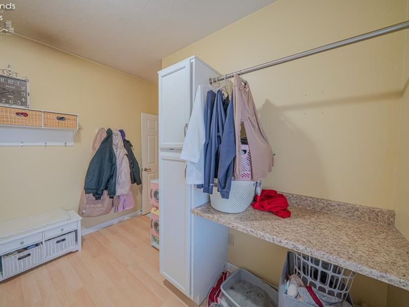 11101 W Genzman Road, Oak Harbor, OH 43449 Photo 16