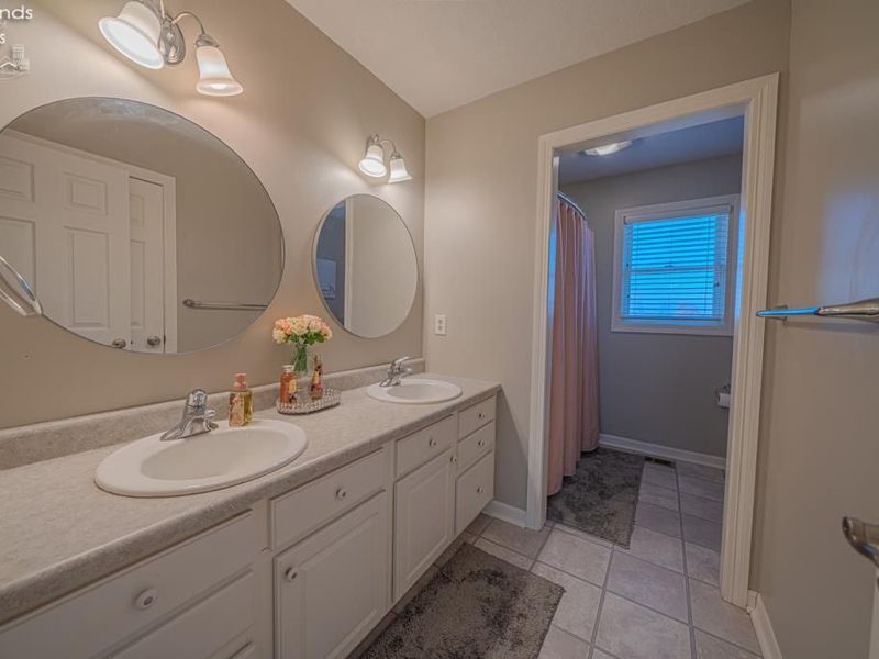 11101 W Genzman Road, Oak Harbor, OH 43449 Photo 25