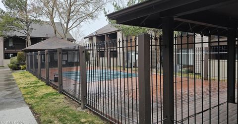 1465 E Peckham Lane, Unit 55, Reno, NV 89502 Photo