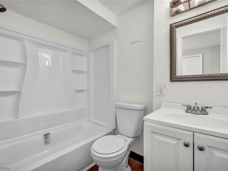 18526 Underwood Avenue, Cleveland, OH 44119 Photo 38