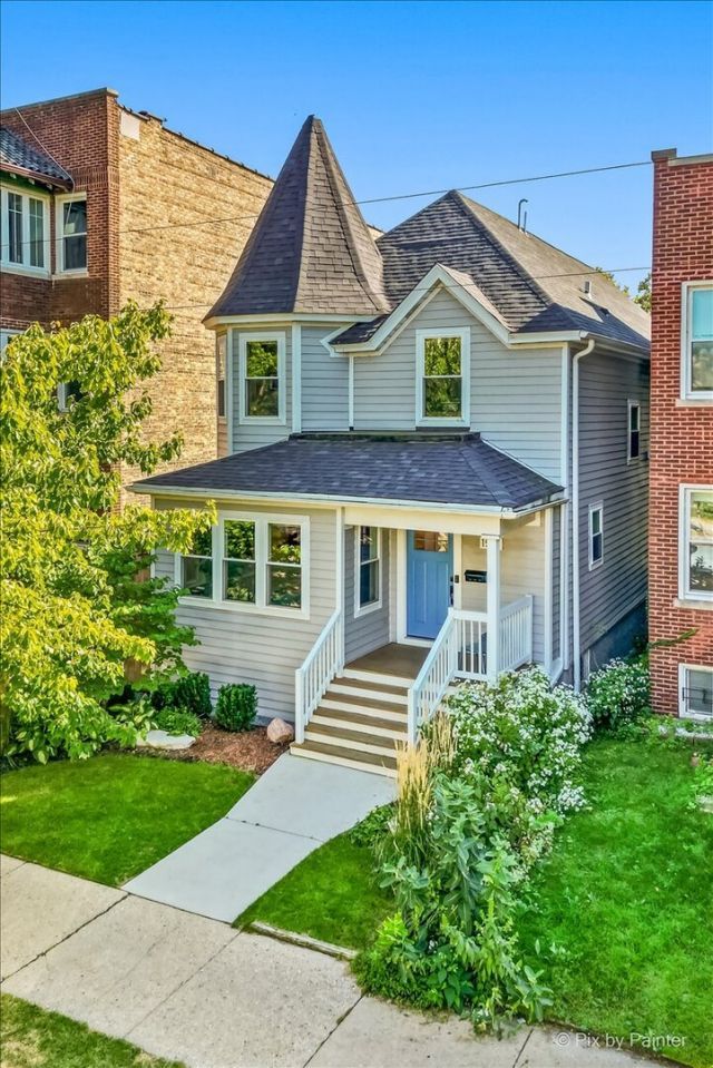 1531 W Granville Avenue, Chicago, IL 60660 Main Photo