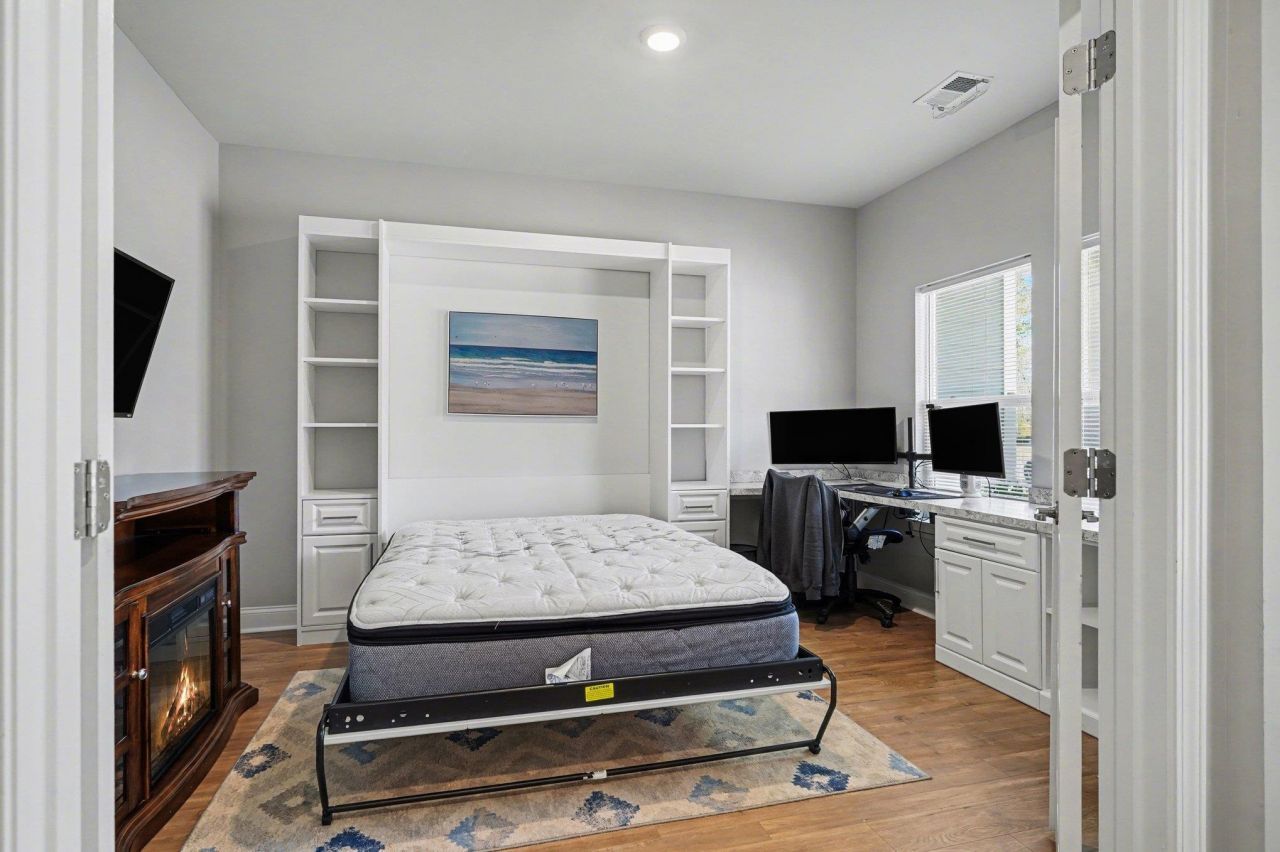 826 Kingfisher Dr. Photo 15