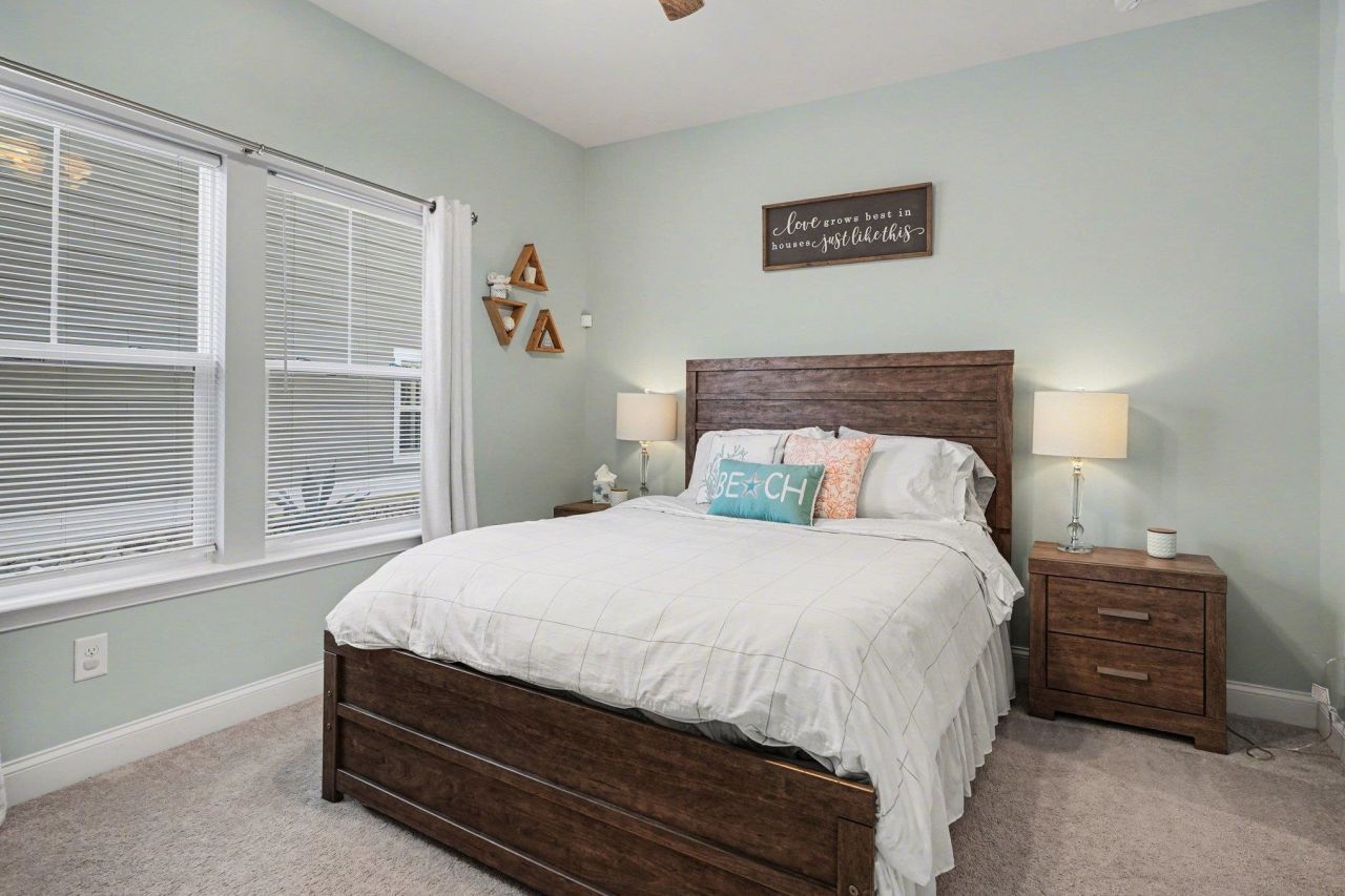 826 Kingfisher Dr. Photo 23