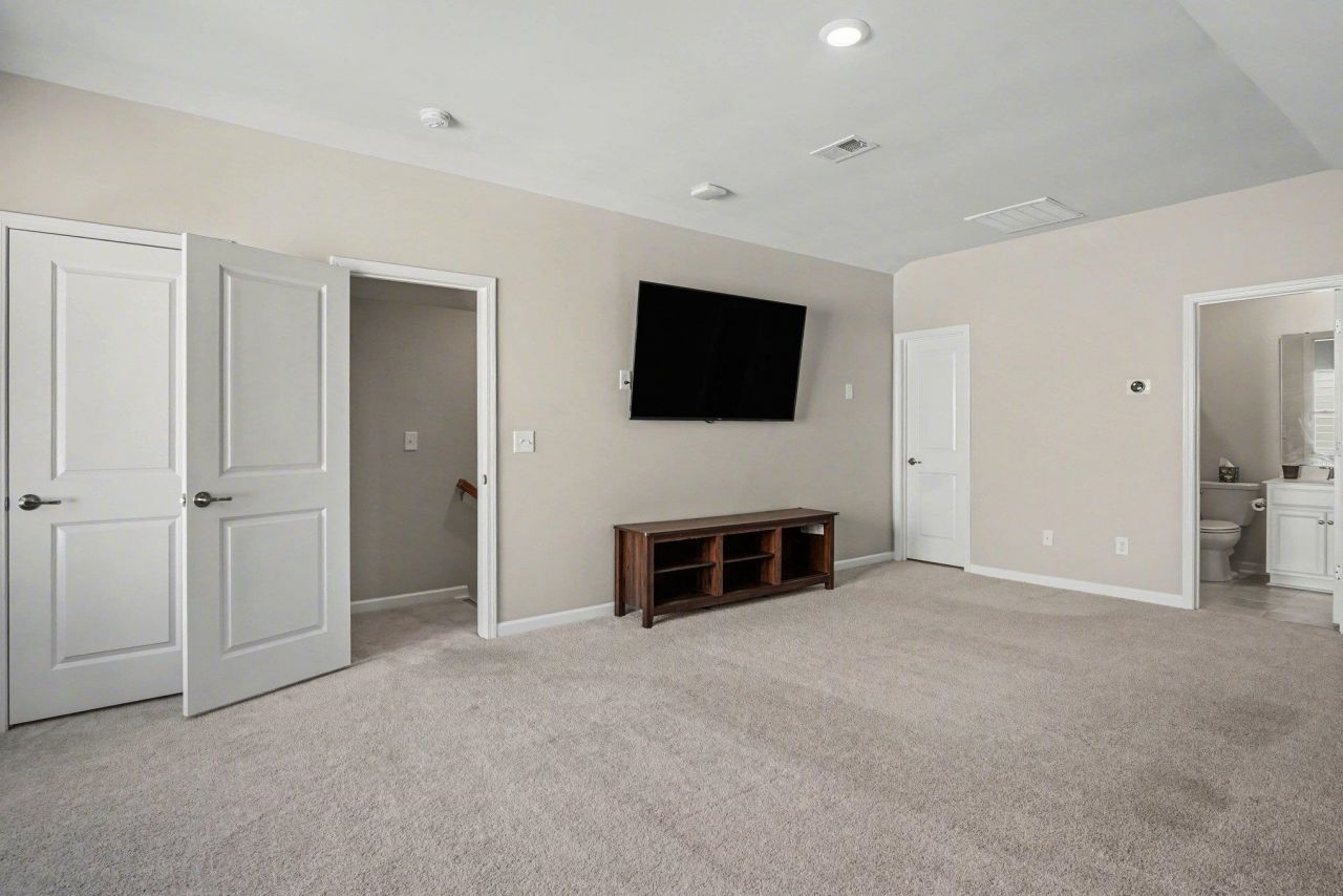 826 Kingfisher Dr. Photo 28