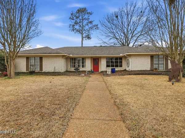 229 Greenfield Place, Brandon, MS 39047