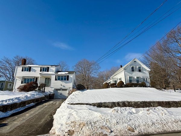 71 Charles St, Weymouth, MA 02189