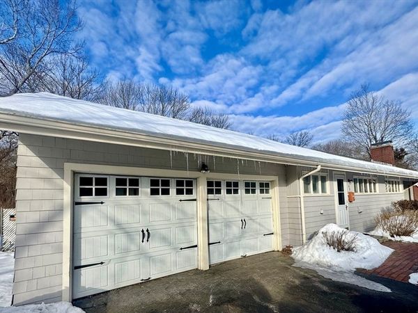 49 Whittier Dr, Scituate, MA 02066