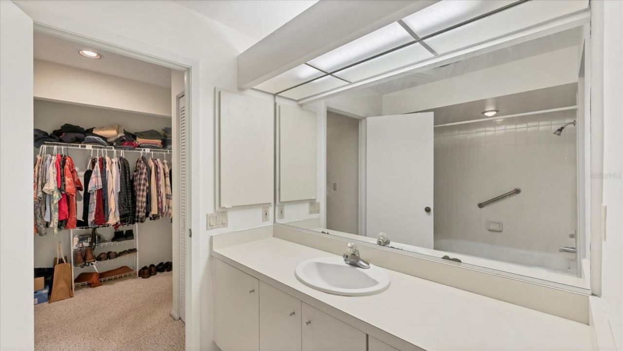 4957 Cross Creek Road, Unit 4957, Sarasota, FL 34231 Photo